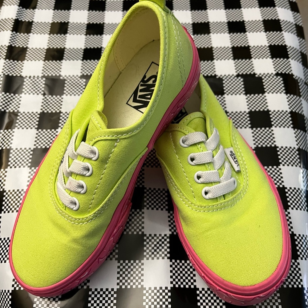 Girl’s Vans Sneakers